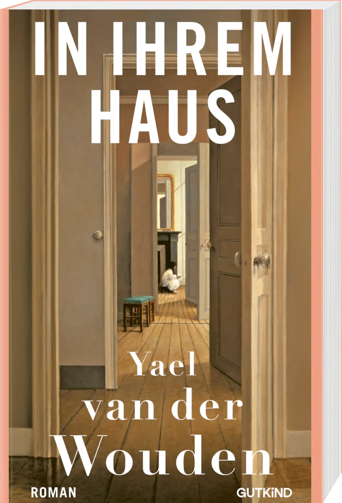 In ihrem Haus